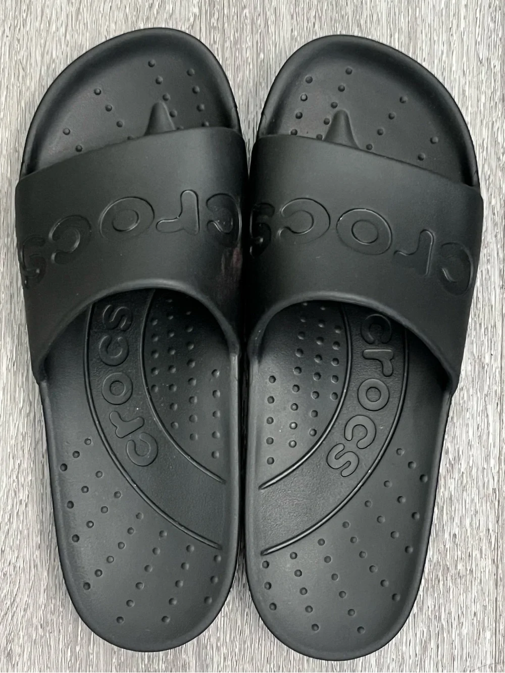 NWOT! Crocs Classic Slides Black Sandals Men’s 8 Women’s 10